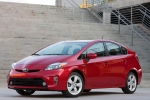 PRIUS+ (XW30)